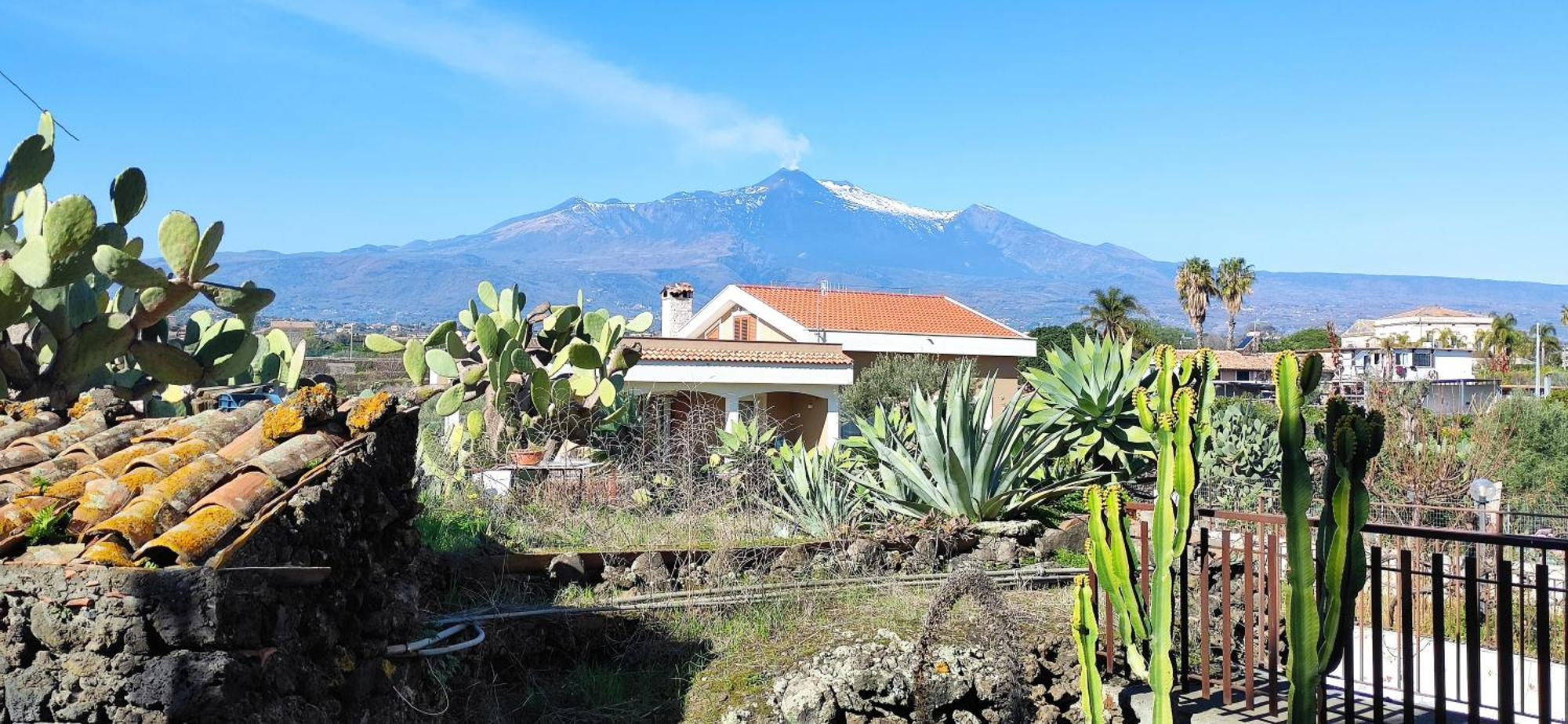 Casa Del Sole Con Vista Sull'Etna A 200 Mt Dal Mare Villa Acireale Exterior photo